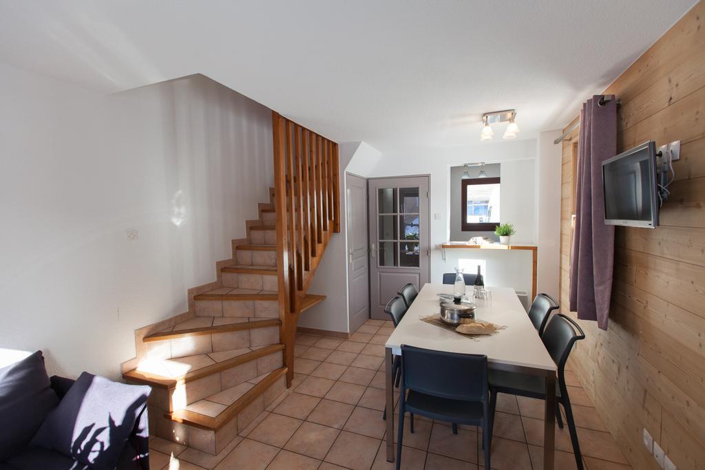 Les Chalets Du Jardin Alpin La Salle-les-Alpes Стая снимка